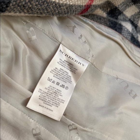 Burberry Brit Plaid Double-Breasted Women's Coat - Picture 3 of 5